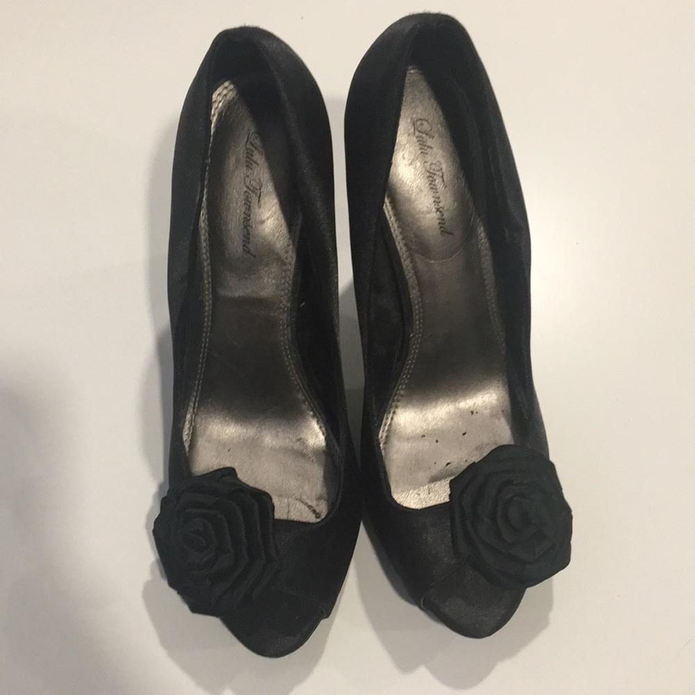 🌸SALE LULU TOWNSEND open toe heels Size 8